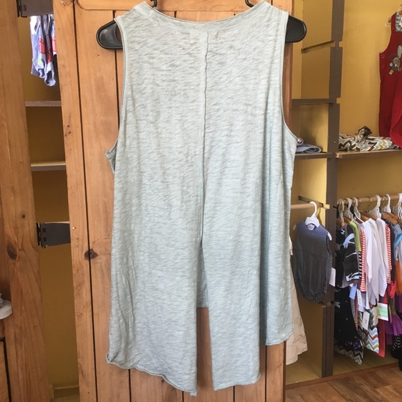 Black Swan Clothing Green Tank Lace Split Back NWT - Picture 2 of 2